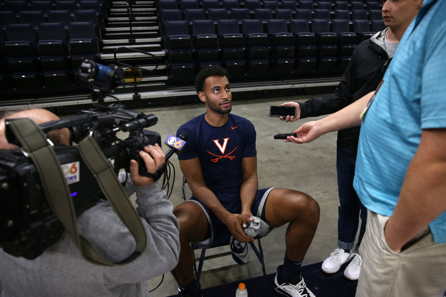 20191030_cdp_sports_uvamediaday30.JPG
